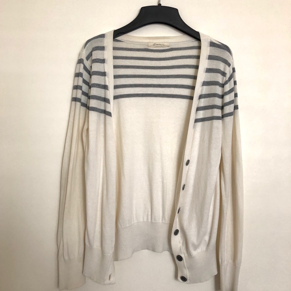 Forever 21 Gray Striped White Cardigan